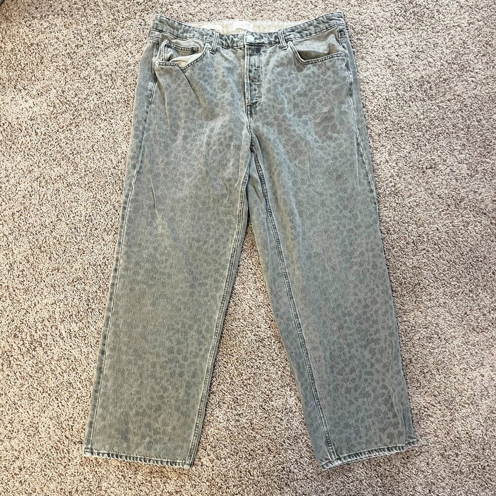 Universal Thread Light Wash Gray Leopard Print Wide Leg Jeans